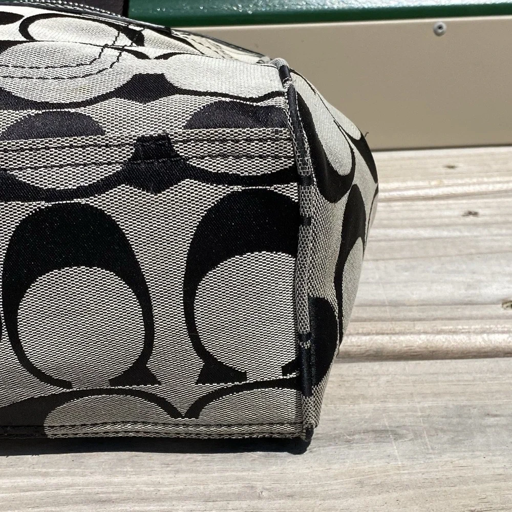 Coach Daisy Signature Tote F14878 Black Gray Jacquard Shoulder Bag